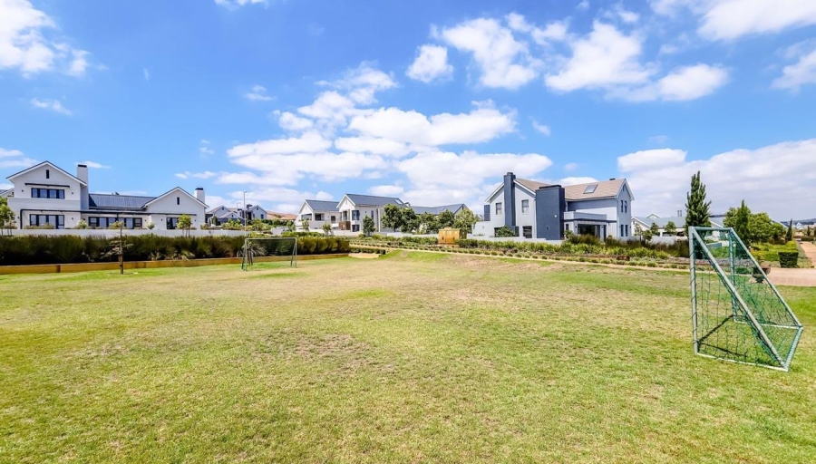 2 Bedroom Property for Sale in Graanendal Western Cape